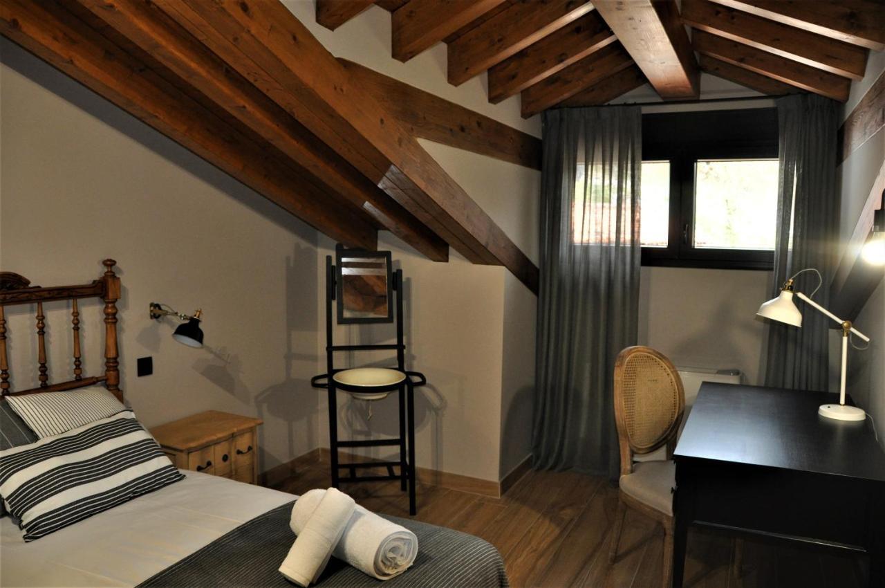Apartamentos Las Agueeras Linares  エクステリア 写真