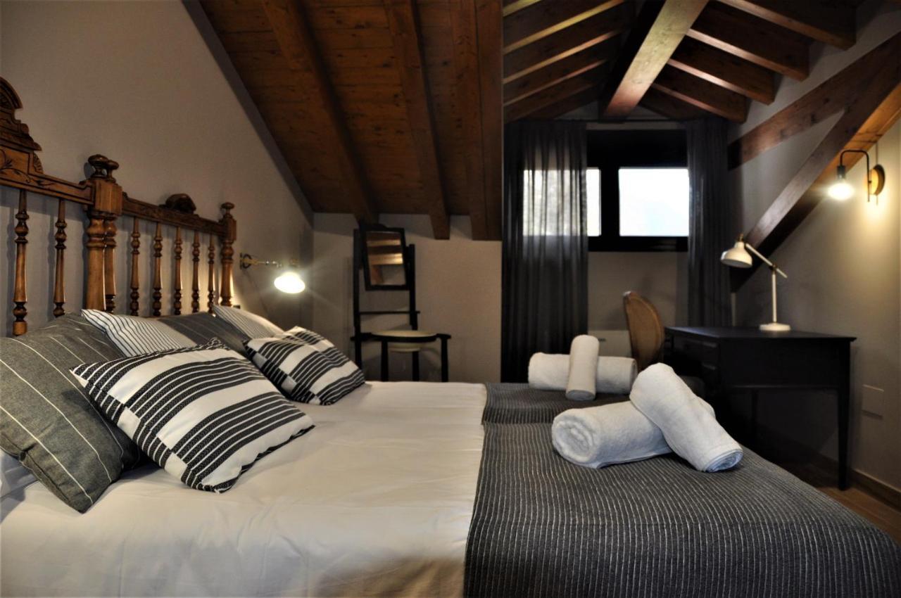 Apartamentos Las Agueeras Linares  エクステリア 写真